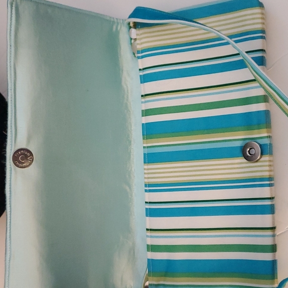 Clutch - Picture 2 of 4